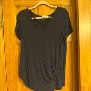 emory park Navy Short Sleeve V‑Neck Tee with Front Twist